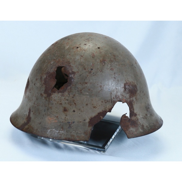 BATTLE DAMAGED JAPANESE TYPE 90 HELMET - Image 2