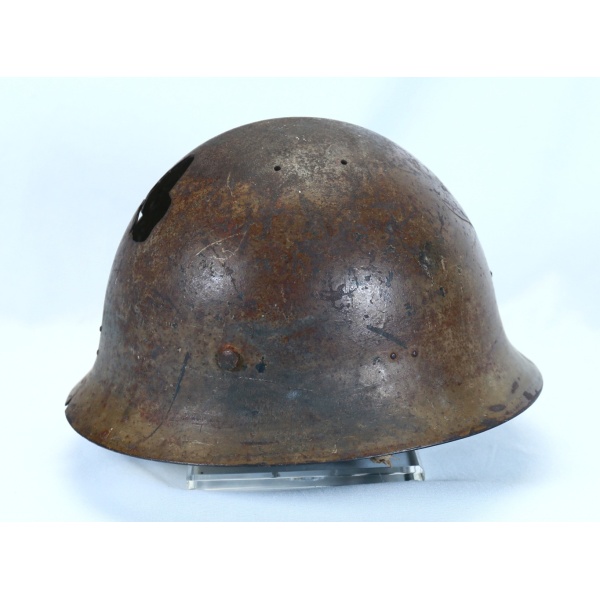 BATTLE DAMAGED JAPANESE TYPE 90 HELMET - Image 4