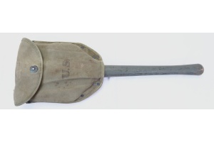 WWII US ARMY ENTRENCHING SHOVEL AND COVER