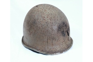 BATTLEFIELD DAMAGED US M1 HELMET