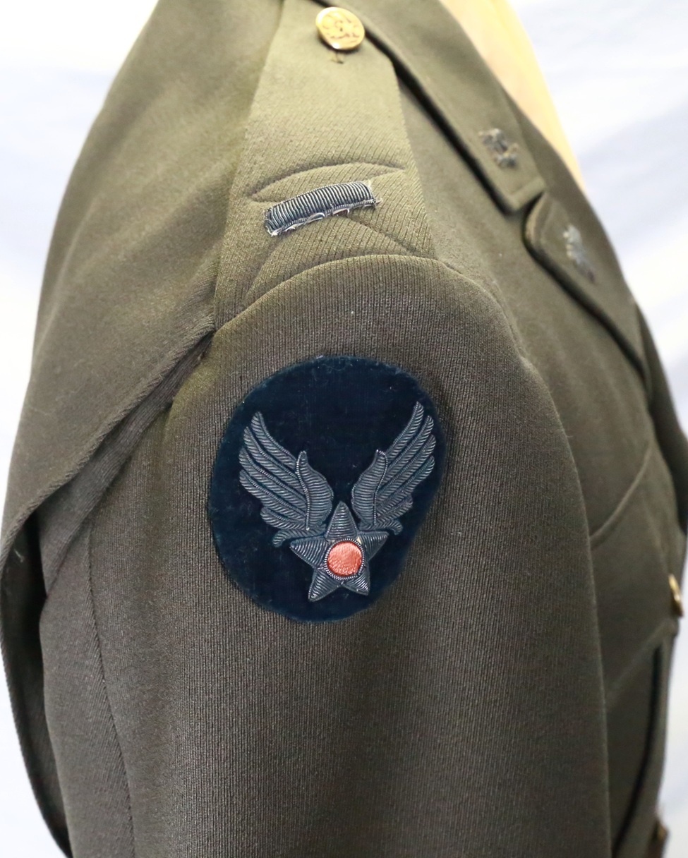 CBI OFFICER'S DRESS COAT WITH ALL BULLION INSIGNIA - Image 6