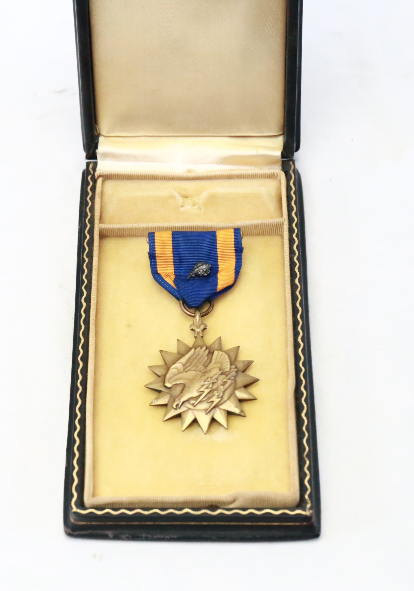 NAMED 8th AF AIR MEDAL WITH EXCEPTIONAL HISTORY – BLUEGRASS MILITARIA
